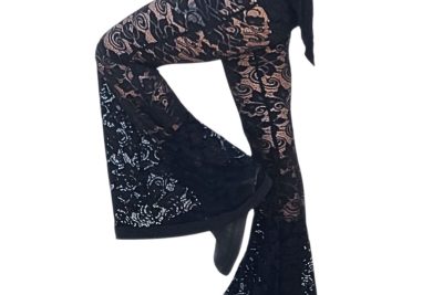Calça flare renda
