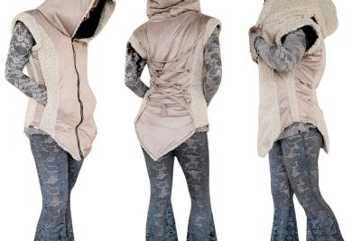 Colete dupla face,médio, ajustável com capuz